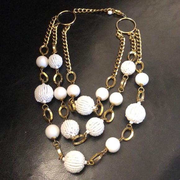 Jewelry - Gold and White Fashion ball necklace